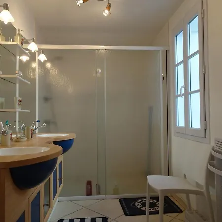 Maison Familiale Proche Et Port, Avec Terrasse Equipee, Netflix, Wifi, Menage Inclus - Fr-1-224b-110 Noirmoutier-en-l'Ile